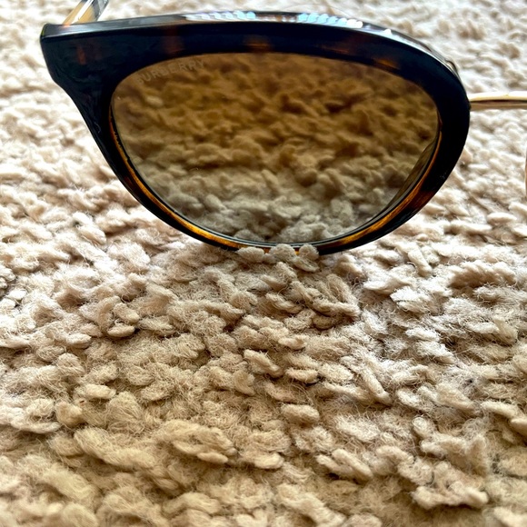 Round frame Sunglasses - Picture 3 of 9